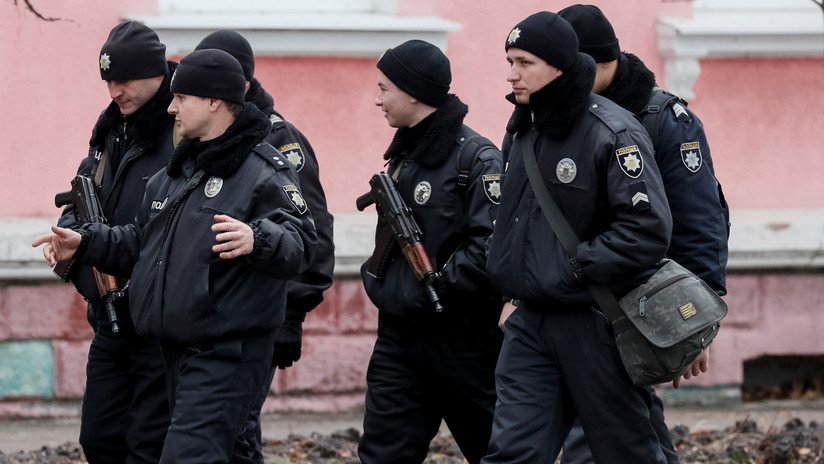 Ucrania: Unos 500 presos se atrincheran en una colonia penal en Odesa