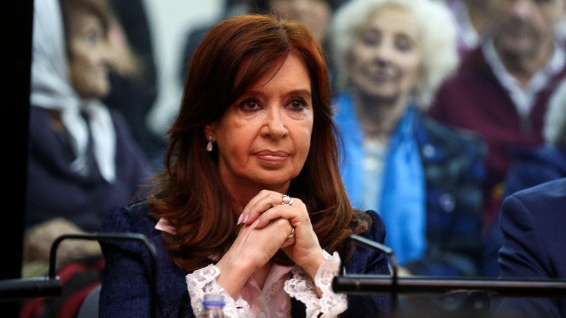El Financial Times dice que "los argentinos deben rechazar el regreso del peronismo" (y las redes se enardecen)