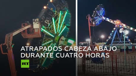 Quedan colgados de una atracción varias horas