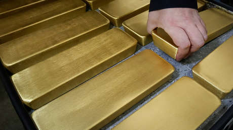Serbia y Filipinas se unen a la tendencia mundial de comprar oro y se alejan más del estándar del dólar