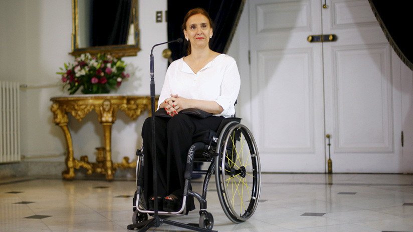 ¿Recorta Argentina el presupuesto para discapacitados? Responden la vicepresidenta y familiares de pacientes
