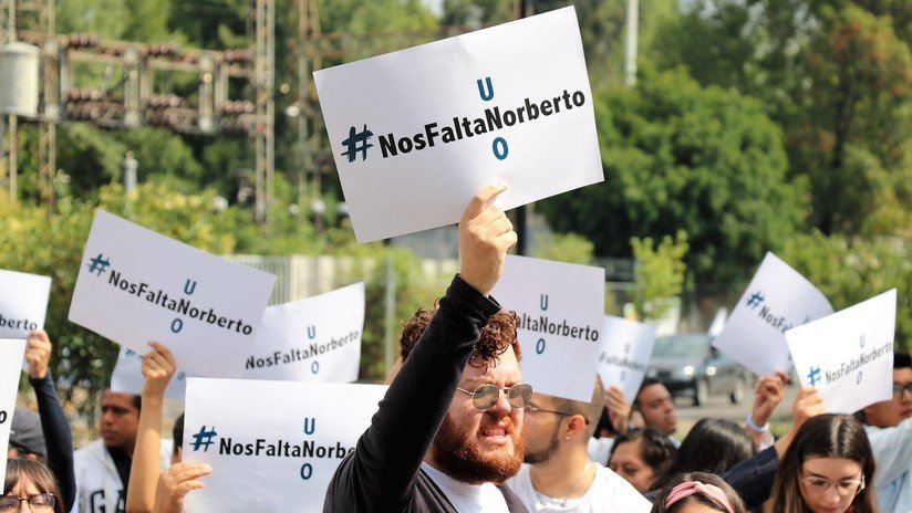 #NosFaltaNorberto: El secuestro de un estudiante universitario levanta la indignación en México