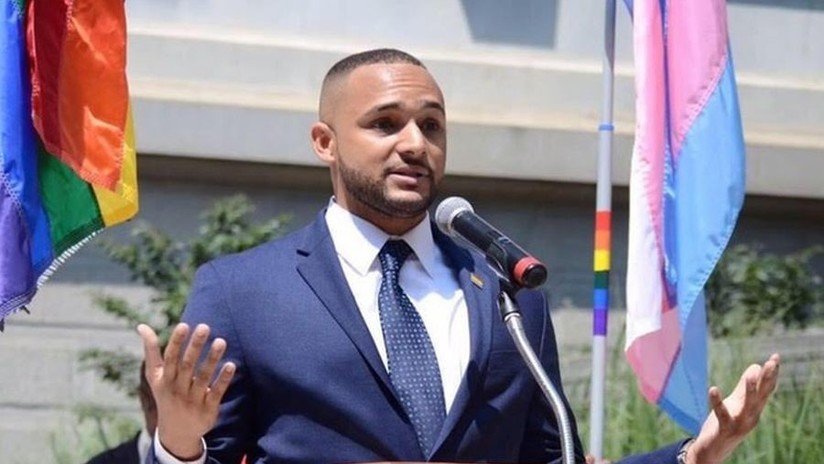 Hallan muerto en su oficina al primer ayudante gay del sheriff de Filadelfia y activista LGBTQ