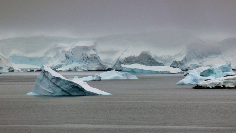Enormes agujeros se forman en mitad del hielo de la Antártida: ¿a qué se debe el fenómeno?