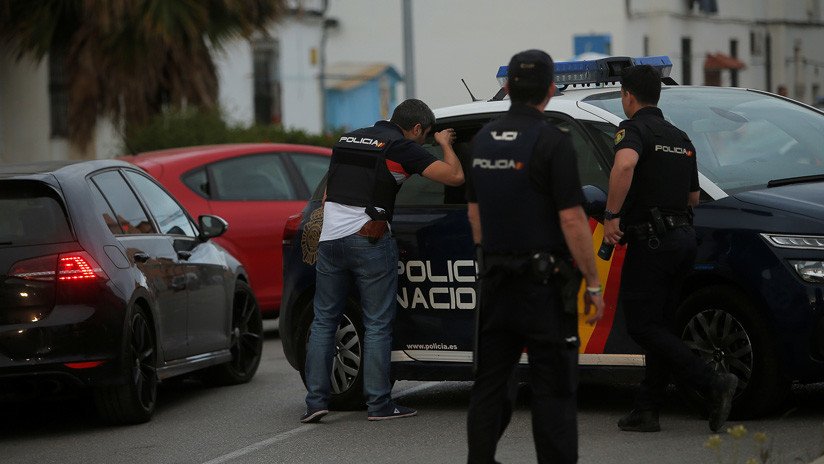 Encuentran degollada a una mujer embarazada de seis meses en su vivienda en España