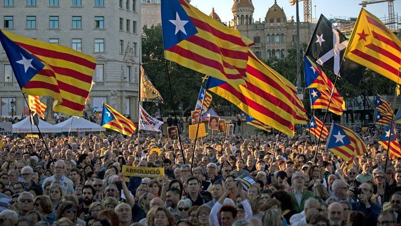 'Lo volveremos a hacer': el independentismo catalán calienta las calles y las redes sociales con el juicio a sus líderes visto para sentencia