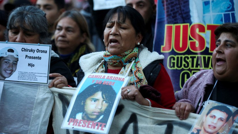 La sobreviviente de la masacre de San Miguel del Monte en Argentina deja el hospital y regresa a su hogar