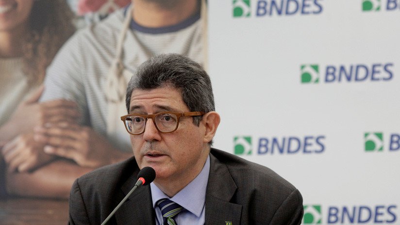 El presidente del banco de desarrollo de Brasil dimite tras la amenaza de Bolsonaro 