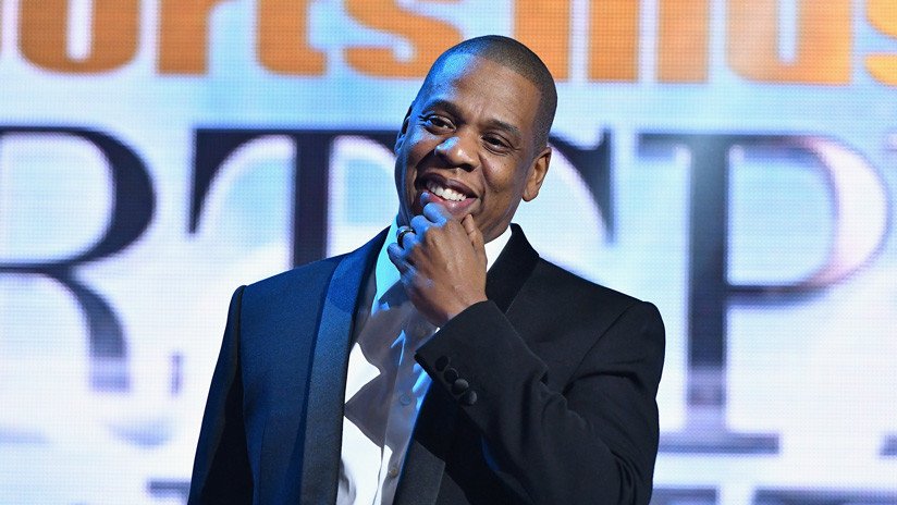 El rapero Jay-Z ayudará a una pareja a demandar a la Policía por arrestarlos con violencia tras llevarse su hija una muñeca de un dólar de una tienda