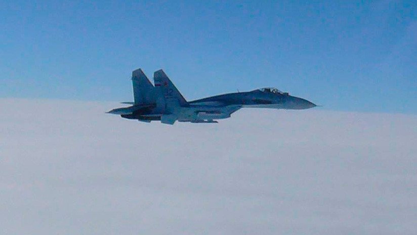 Cazas rusos interceptan bombarderos de EE.UU. que se acercaban a la frontera rusa desde los mares Negro y Báltico