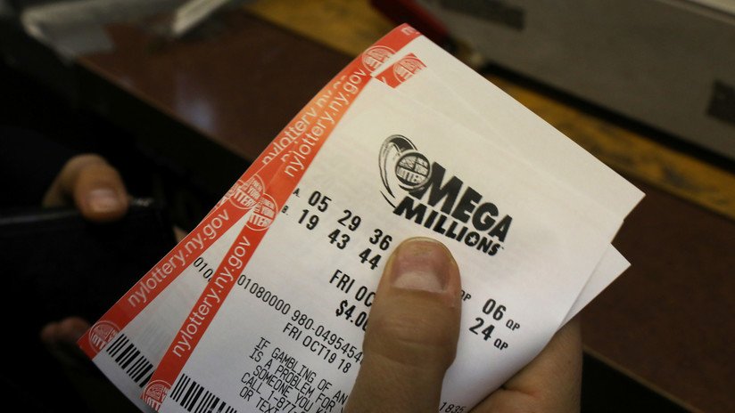 Gana en la lotería 38,8 millones de dólares y tiene que darle casi la mitad a su exesposa tras el divorcio
