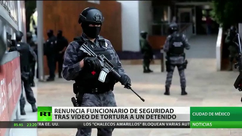 En México renuncia un funcionario de Seguridad Pública tras la difusión de un video de tortura a un detenido en el caso Ayotzinapa