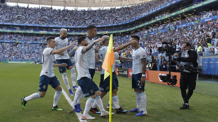 Argentina vence a Catar y asegura su clasificación a cuartos de final de la Copa América