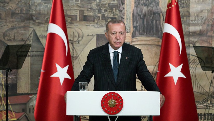 Erdogan habla sobre los "intensos contactos" que matiene con el Kremlin en aras de lograr la paz en Siria