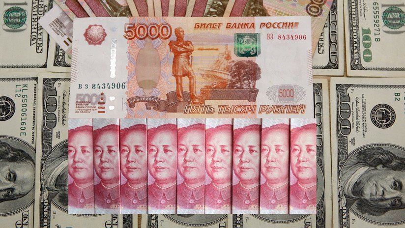 Medios: Moscú y Pekín firmaron un acuerdo para usar sus monedas nacionales en el comercio bilateral