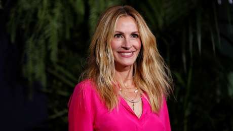 Julia Roberts revela que el guion original de 'Mujer bonita' era muy oscuro y cuenta su final