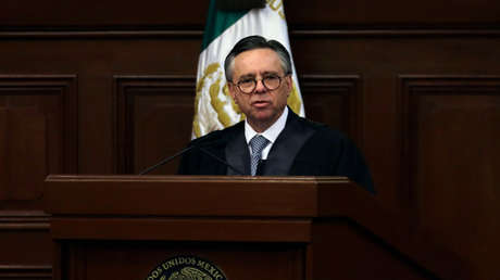 ¿Por qué los "sospechosos" ingresos de un ministro de la Corte sacuden la política en México?