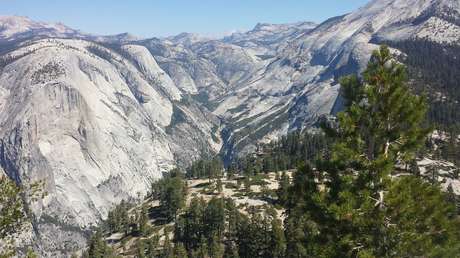 EE.UU.: Desaparece un periodista especializado mientras probaba una moto en montañas de California