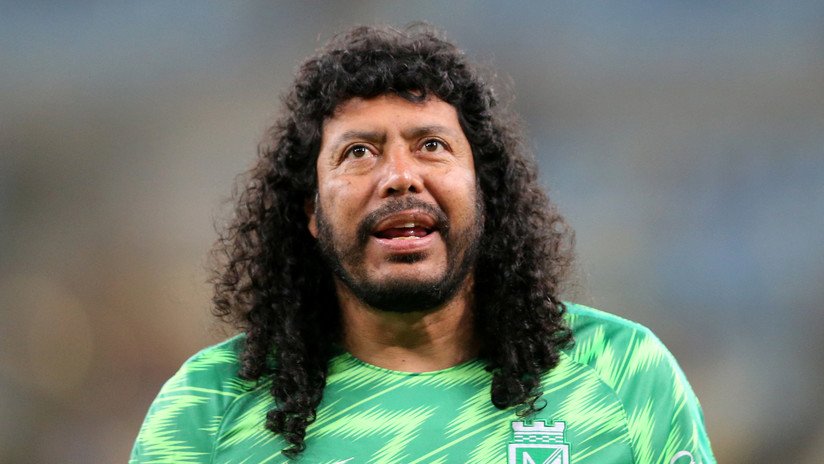 Higuita anuncia cuándo y dónde cumplirá su promesa de cortarse el pelo si Colombia no ganaba la Copa América