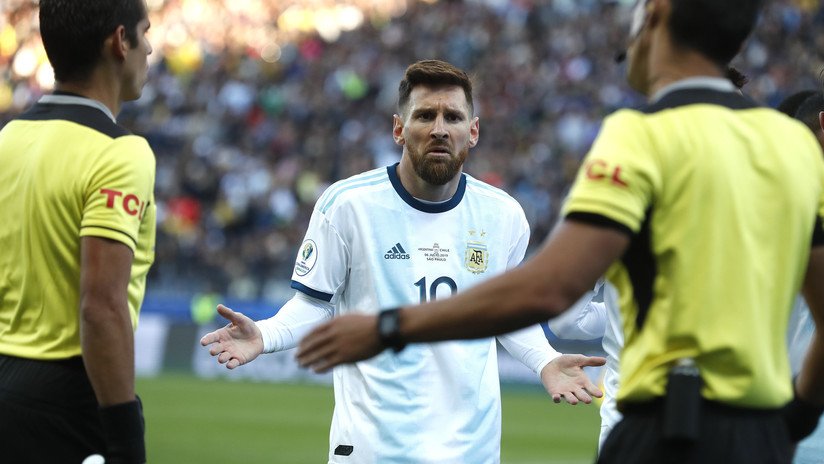La Conmebol tacha de "inaceptables" las acusaciones de corrupción, luego de las críticas expresadas por Messi