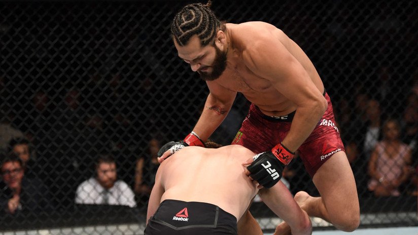 VIDEO: Jorge Masvidal destroza a su rival con un rodillazo volador en solo 5 segundos y logra el 'knockout' más rápido en la historia de la UFC