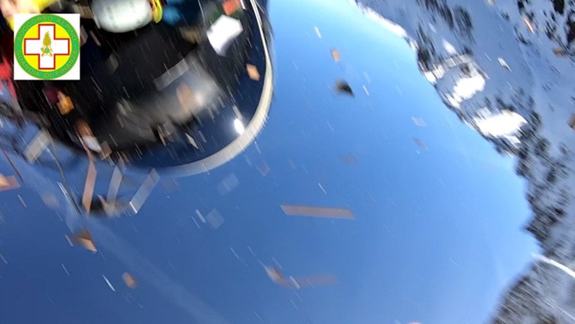 VIDEO: Dos GoPro captan en primera persona el momento exacto de la colisión entre un helicóptero y una avioneta en los Alpes