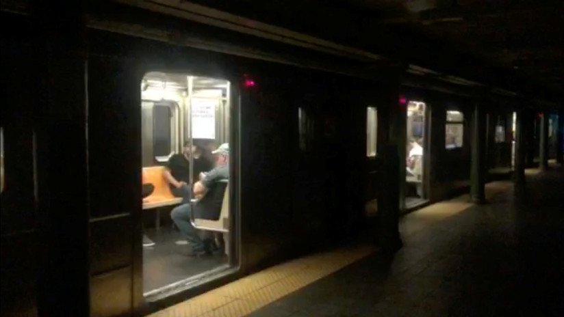 VIDEO: Primeras imágenes del metro de Nueva York afectado por el apagón