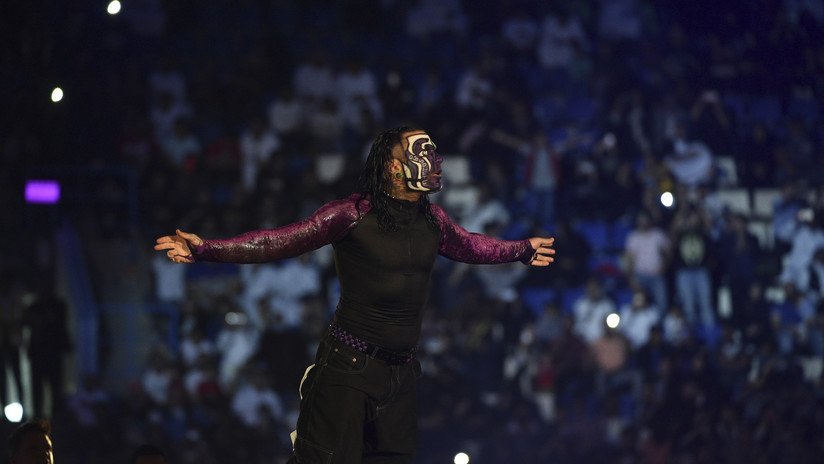 Arrestan a Jeff Hardy, un luchador estrella de la WWE, por intoxicación en la vía pública
