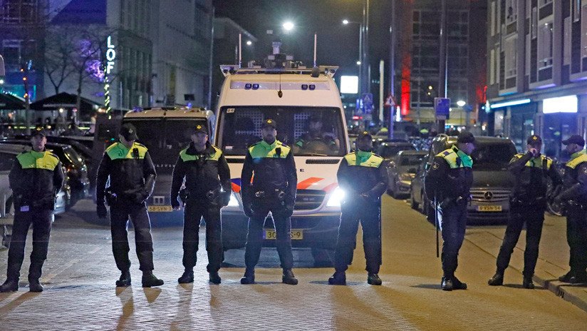 Filtración criminal de la Policía neerlandesa: "Nuestros agentes son abordados por criminales en todos los niveles"