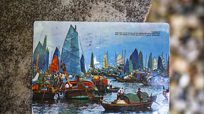 FOTOS: Una estadounidense recibe "en perfectas condiciones" una postal enviada desde Hong Kong hace 26 años