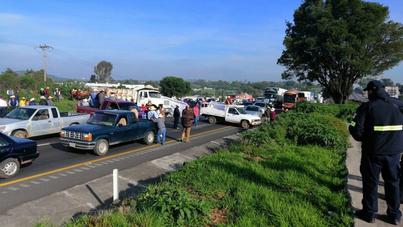 Agricultores mexicanos bloquean las carreteras de casi todo el país en demanda de más asistencia para el campo