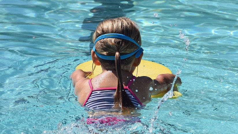 Una niña de 9 años muere electrocutada en una piscina en EE.UU. 