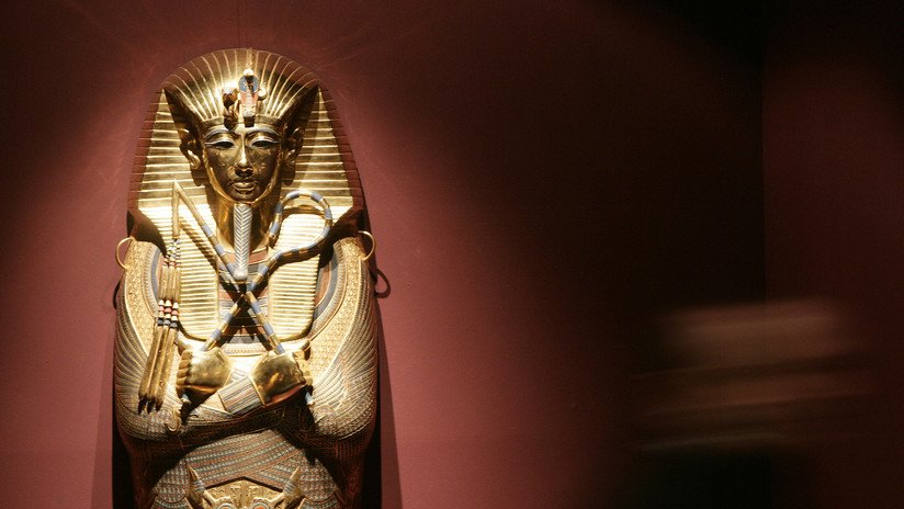 Restauran por primera vez el ataúd dorado de Tutankamón