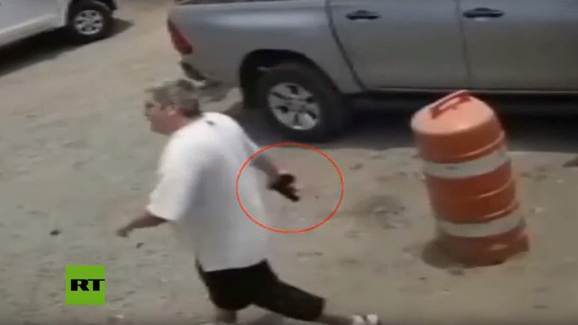 VIDEO: Exdiputado mexicano secuestra y tortura a punta de pistola a dos empleados de una constructora para vengarse por un terreno que le expropiarion