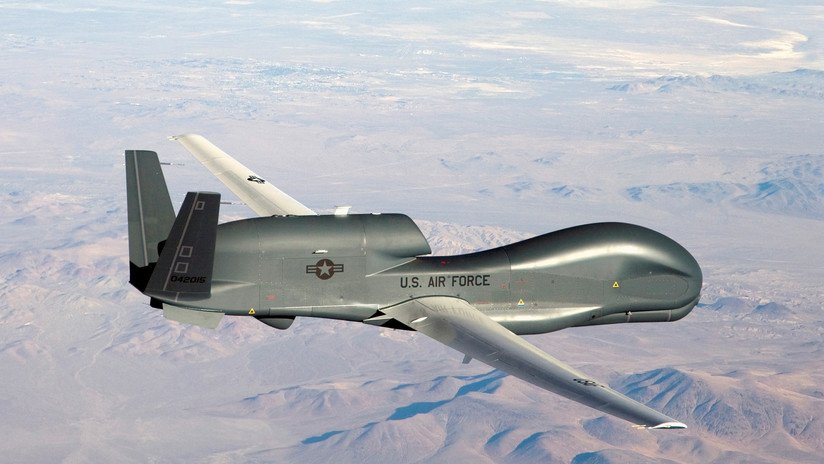 "Temo que EE.UU. derribó su propio dron por error": el vicecanciller iraní niega que Teherán perdiera un avión no tripulado