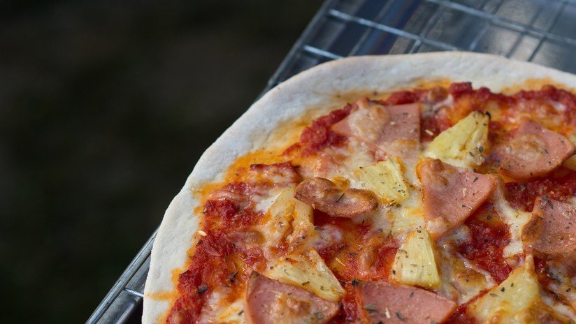 "La guerra de la piña": EE.UU. usa la pizza hawaiana para advertir sobre operaciones malignas de Gobiernos extranjeros