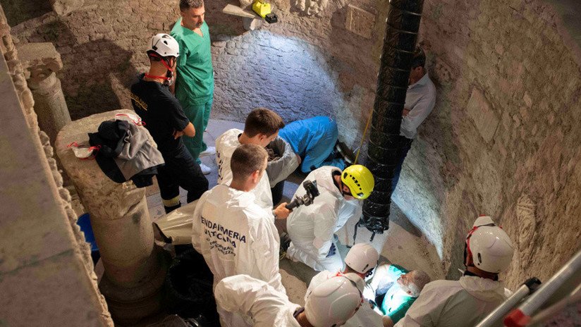 VIDEO, FOTOS: Abren osarios en el Vaticano buscando a una menor desaparecida y hallan miles de huesos