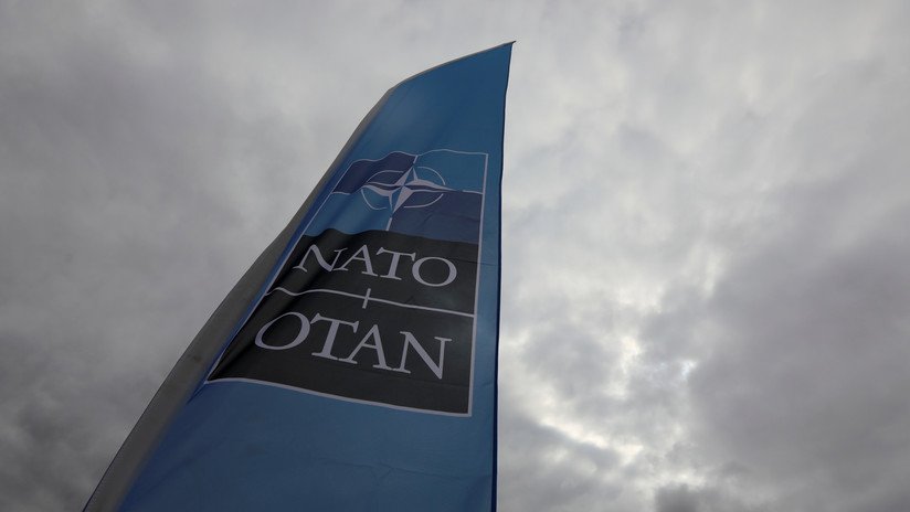 La OTAN urge a Irán a liberar "dos buques" tras confirmaciones de que uno de ellos no fue incautado