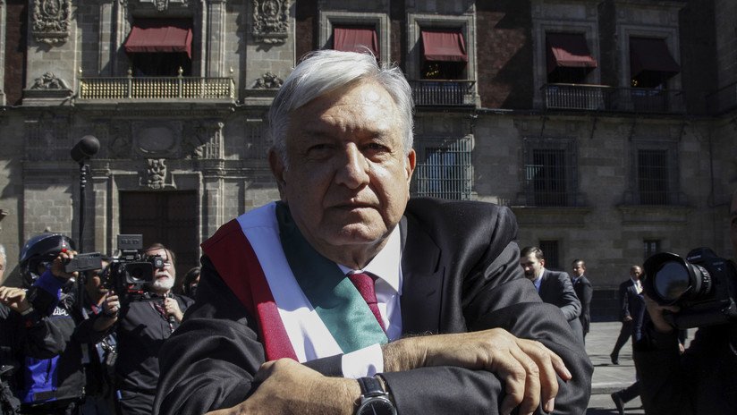 López Obrador y su familia pasan su primera noche en el Palacio Nacional de México