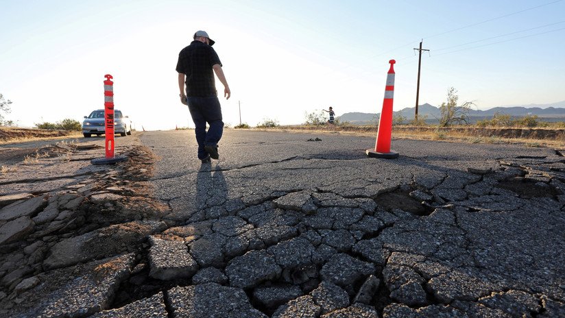 Las imágenes muestran cómo los terremotos de California modificaron la tierra