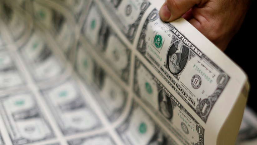 El mayor banco de EE.UU. advierte que el "siglo del dominio" del dólar estaría llegando a su fin