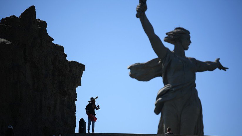 Dentro de 'la Madre Patria', la gigantesca e icónica estatua de la batalla de Stalingrado (FOTOS)