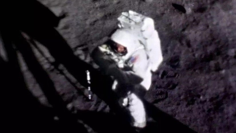 FOTO: Una recreación en HD de una fotografía única permite ver en detalle la cara de Neil Armstrong cuando estaba en la Luna