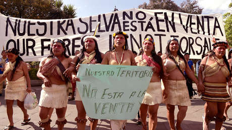 Tribu ecuatoriana rechaza apelación del Gobierno a fallo que veta explotación petrolera en la Amazonía