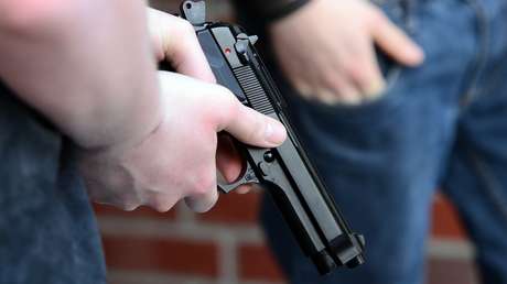 VIDEO: Una joven de 17 años muere a manos de un policía de EE.UU. al que amenazó con un arma falsa