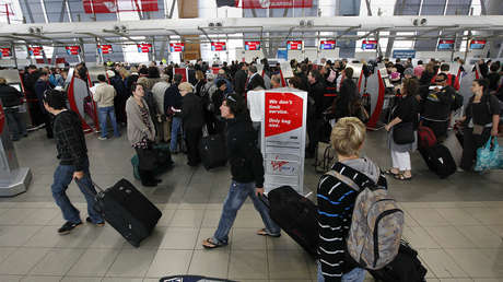 VIDEO: Caos en el aeropuerto de Sídney por problemas con las máquinas que controlan los pasaportes