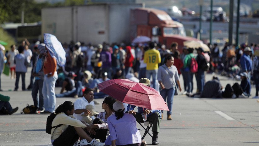 Una polémica ley para endurecer penas contra tomas y cortes de carreteras entra en vigor en México