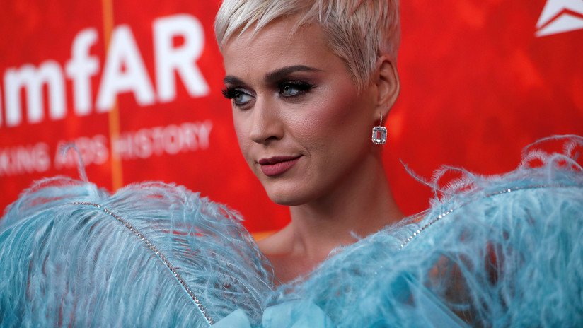 Obligan a Katy Perry a pagar 2.78 millones de dólares al rapero cristiano a quien plagió la canción para su 'Dark Horse'