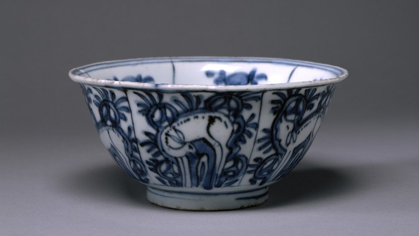 FOTOS: Subastan un discreto tazón de porcelana que resulta ser una rareza imperial china y se vende por más de 250.000 dólares
