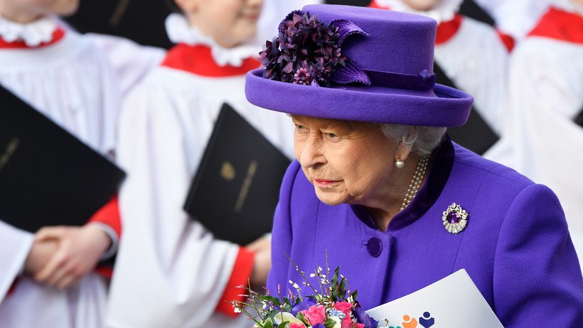 Reportan que la reina británica lamenta la "incapacidad de gobernar" de los políticos del país